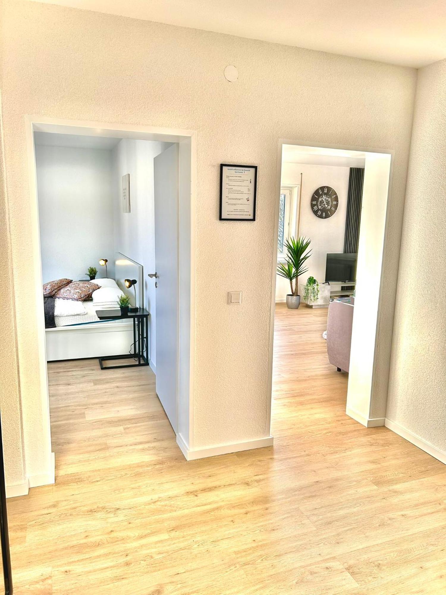Diamond Apartments: Residenz Dreilaendereck Nahe Flughafen Herten  エクステリア 写真